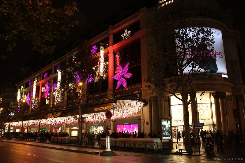 Vitrines de Noel 2010 Grands Magasins Paris_008.JPG